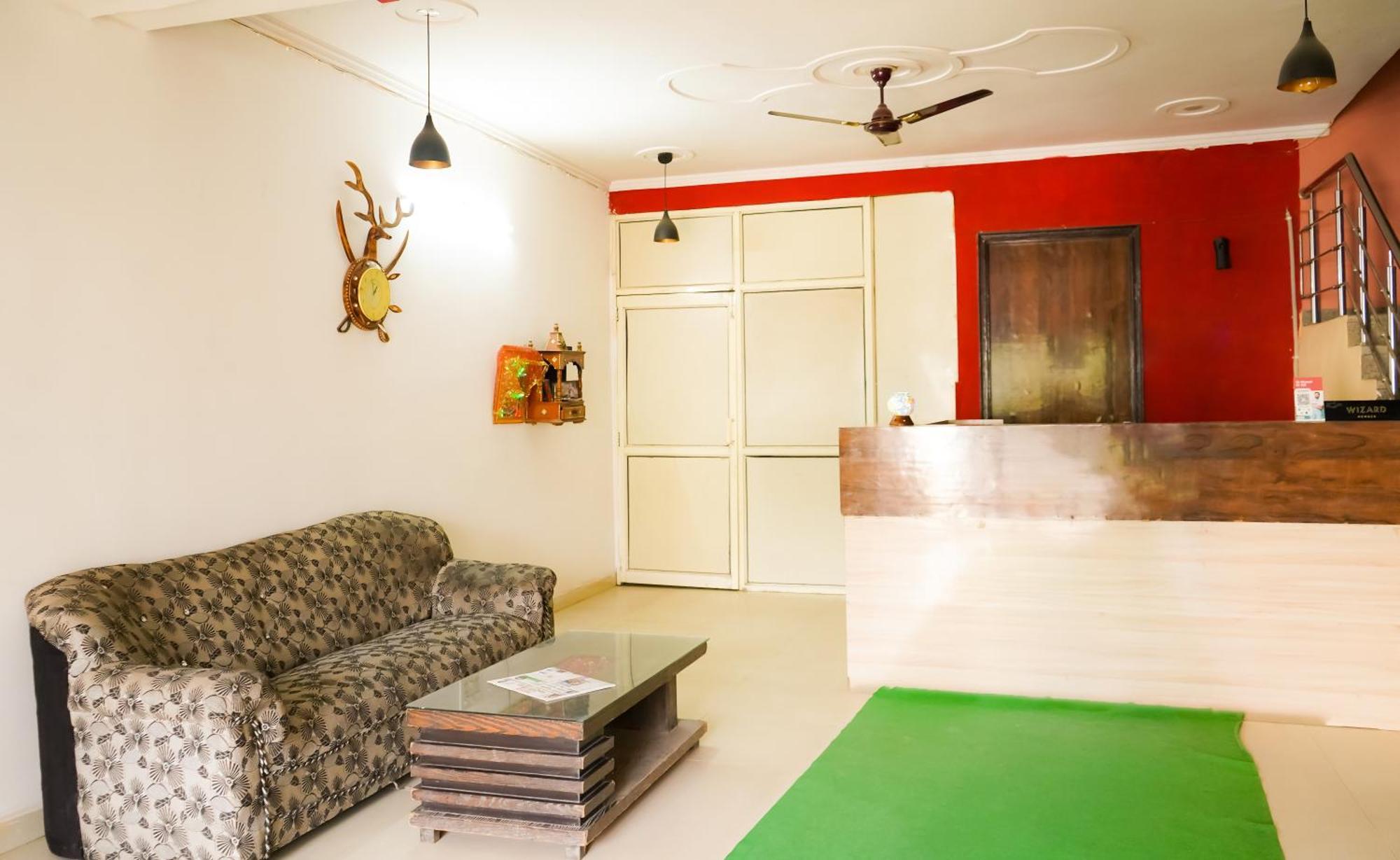 24 Malviya Nagar Couette-café