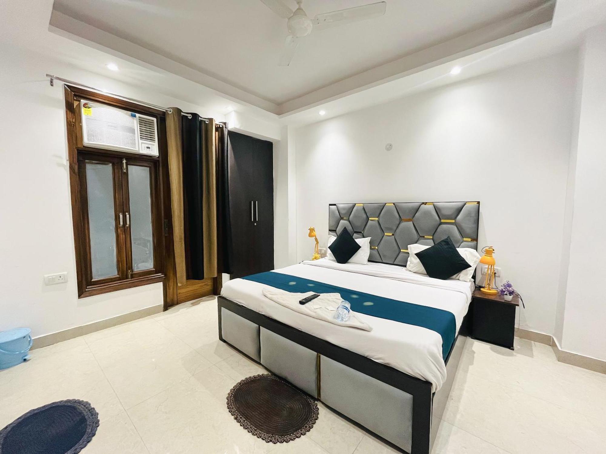 Couette-café 24 Malviya Nagar